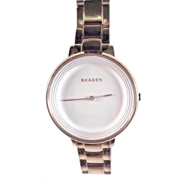 Skagen Denmark SKW2331 Gold Watch - New Battery - Picture 1 of 8